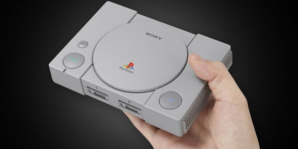 La PlayStation Classic ha bajado mucho de precio, y eso quiere decir algo