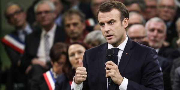 Macron convoca a debate para atender demandas de los ‘chalecos amarillos’