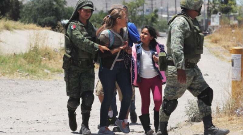 Captan a Guardia Nacional deteniendo a mujeres y niños en frontera norte