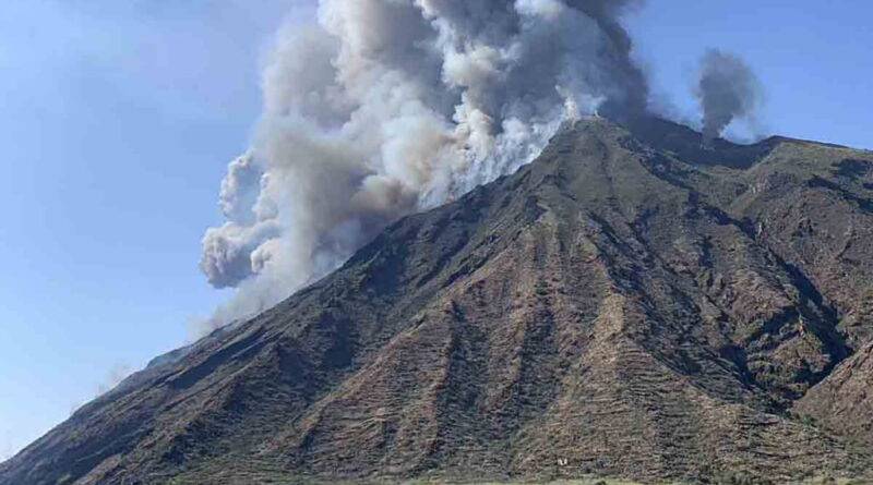 Aterradoras imágenes de la explosión del volcán Estrómboli