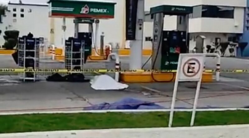 Policía mata a despachador de gasolinera, por estar jugando con su arma