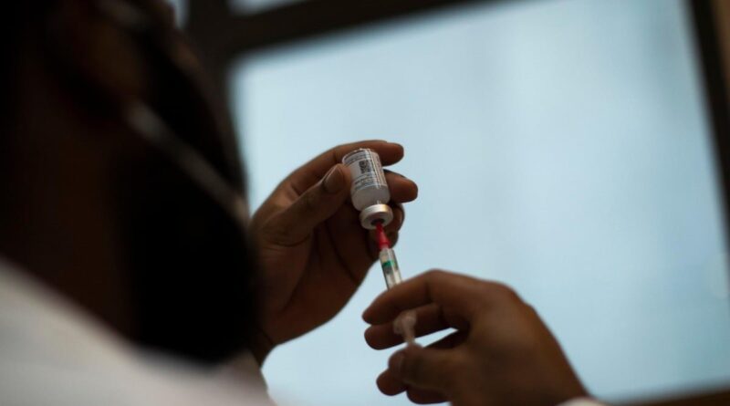 México recibirá entre 6.4 y 10.9 millones de vacunas en primer semestre