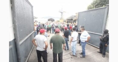 Despide Ingenio El Carmen a obreros por exigir pago de prestaciones
