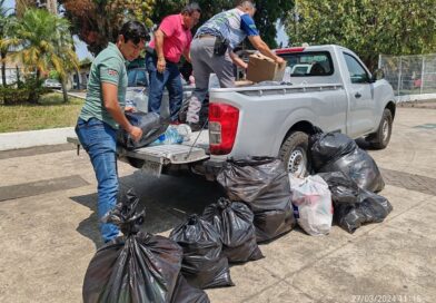 Entrega la UMPC de Córdoba al Ayuntamiento de Huiloapan víveres y herramientas donadas por cordobeses